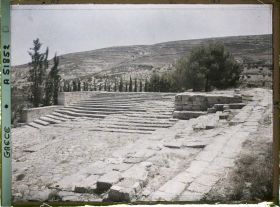 Image représentant Le théâtre dans l'aile nord-ouest du palais