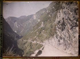 Image représentant France , Vallée D'Ossau, Route entre Larun et Eaux Chaudes
