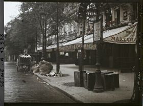 Image représentant Le boulevard Montmartre, au niveau du numéro 14