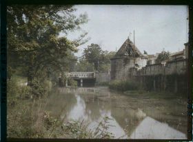 Image représentant France, Verdun, Les remparts, intérieur pris du Cercle militaire
