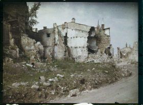 Image représentant France, Verdun, Ruines rue St Pierre vue prise du café du Balcon