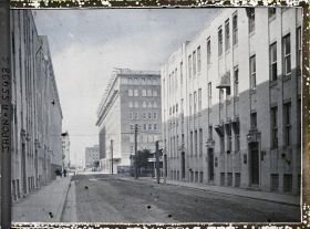 Image représentant Buildings d'une rue de Marunouchi (quartier des affaires, surnommé "Le Petit Londres")