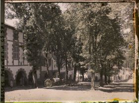 Image représentant France, La Bastide - Clairence, Ensemble de la place
