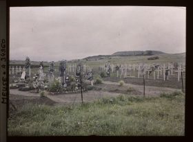 Image représentant France, Buzemant, Sectr le Vauquois, Le Cimetière et, au fond, la lutte de Vauquois