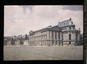 Image représentant Vue de la cour d'Honneur