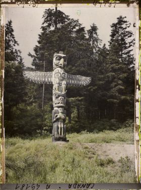 Image représentant Canada, Vancouver, Totem, figure de droite