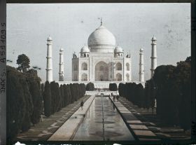 Image représentant Le grand canal axial et le mausolée du Taj Mahal