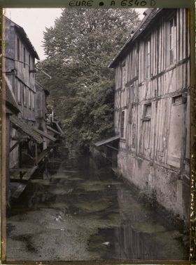 Image représentant Maisons à colombages sur les bords de l'Iton