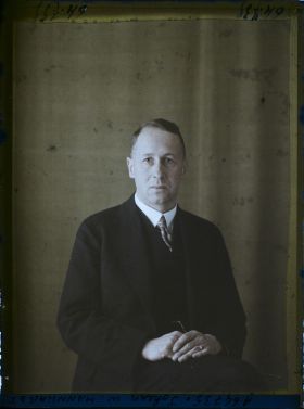 Image représentant https://musee-albert-kahn.s-museum.fr/home/NWQ2OTAwYzNmYjZlZTk1ZWQwODJmMjY4L2dlbmVyaWMtbm90aWNlLXRhYi9hdXRob3JpdHkvNjE3YTc5ZjVjZjhiODk2OGIzMzM3ZDIx/5d6900c3fb6ee95ed082f268/generic-notice-tab/authority/617a79ebcf8b8968b333732d Monsieur Johann Wilhelm Mannhardt