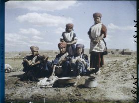 Image représentant Groupe de femmes (paysannes) chrétiennes