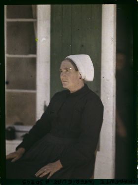 Image représentant Madame Gaudin avec la coiffe traditionnelle