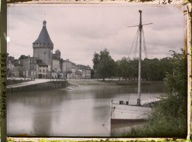 Image représentant France, Libourne, Les bords de la Dordogne