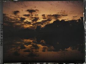 Image représentant Coucher de soleil et reflet