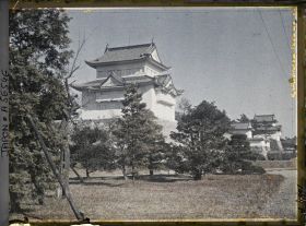 Image représentant Le fossé intérieur (Uchi-bori) sud du château de Nagoya (Nagoya-jôshi) depuis le Nishi-no-maru