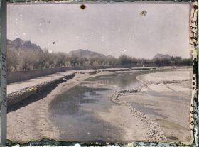 Image représentant Vue sur la rivière Zayendeh Roud
