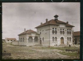 Image représentant France, Boureuilles Meuse (140h), L'Ecole et la Mairie