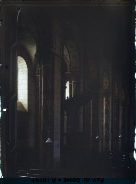 Image représentant France, Issoire, Intérieur de l'Eglise