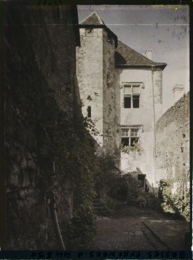 Image représentant France, Orthez, Tour et Corps de bâtiment du temps de Jeanne d'Albret