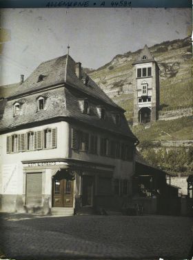 Image représentant Allemagne, Bacharach, Vieilles maisons et tour moyen age