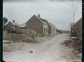 Image représentant France, Givenchy en Goelle, Nouvelles maisons reconstruites