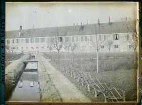 Image représentant France, Les Clayes, Les Jardins
