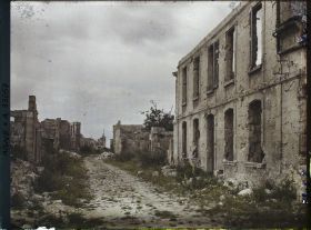Image représentant France, Coucy le Château, Ruines