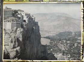 Image représentant Vue sur la Medina (dite Le Rocher) et la vallée du Rhummei
