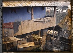 Image représentant Cour d'une maison de paysans à Jajce
