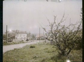 Image représentant France, Nomény, Une rue du Village