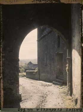 Image représentant France, Sauveterre de Béarn, Vieille porte de la Ville