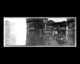 Image représentant Certainement Dongdan pailou dajie ("avenue du Portique Isolé de l'Est")