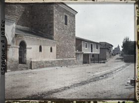 Image représentant Espagne, D'Astorga à Leon, L'Eglise de l'Hospital au 1er plan à g. le Pont et l'Eglise de Puente de Orbigo dans le fond.