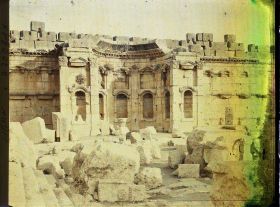 Image représentant Vestiges de la Grande Cour, dite Cour de l'Autel, du Temple de Jupiter Héliopolitain