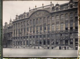 Image représentant Belgique, Bruxelles, L'Ancienne Bourse - Grande Place