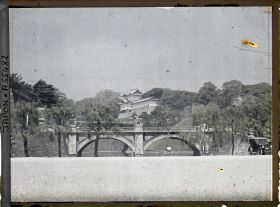 Image représentant Le Nijubashi (Pont aux deux arches), entrée principale du palais impérial