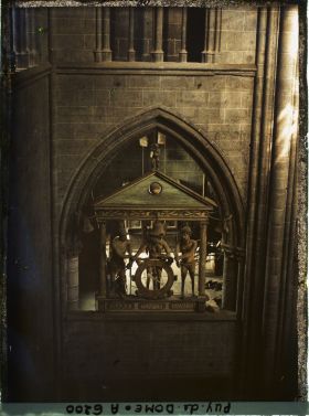 Image représentant France, Clermont Ferrand, Horloge de la Cathédrale