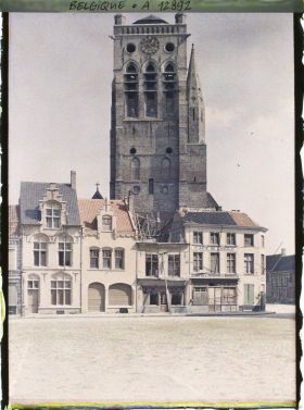 Image représentant Belgique, Furnes, Place Eglise