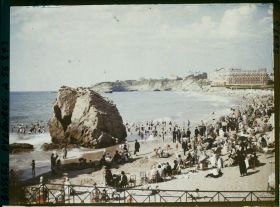 Image représentant La Grande plage à l'heure du bain