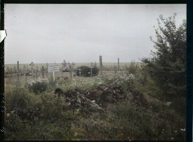 Image représentant France, Beaulencourt, Le Cimetière Allemand