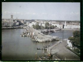 Image représentant Panorama sur le port et les bassins