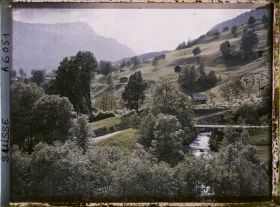 Image représentant La route de Rosenlaui depuis la vallée