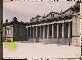 Image représentant France, Bordeaux, Palais de Justice (façade)