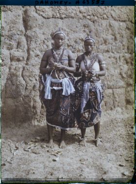 Image représentant Deux féticheuses de Guédé