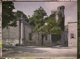 Image représentant Le château ducal dit Le Duché
