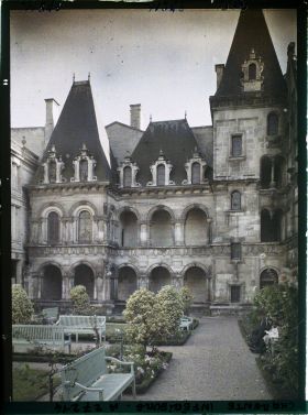 Image représentant La façade Renaissance de la Maison dite d'Henri II