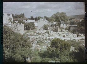 Image représentant France, Verdun, Vue d'ensemble prise de la Place d'Armes vue de la rue des Capucins vers le nord.