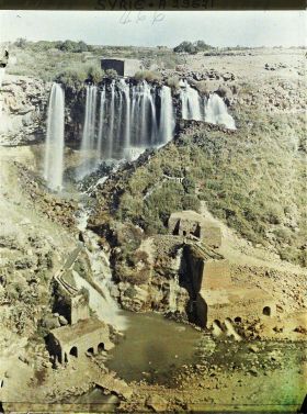 Image représentant Moulins hydrauliques sur les chutes du Yarmouk