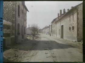 Image représentant France, Beine près Reims, Une rue du Village