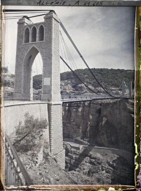 Image représentant Le pont Sidi M'Cid et les gorges du Rhummei