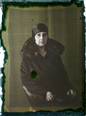 Image représentant https://musee-albert-kahn.s-museum.fr/home/NWQ2OTAwYzNmYjZlZTk1ZWQwODJmMjY4L2dlbmVyaWMtbm90aWNlLXRhYi9hdXRob3JpdHkvNjE3YTc5ZjVjZjhiODk2OGIzMzM3ZDIx/5d6900c3fb6ee95ed082f268/generic-notice-tab/authority/617a79ebcf8b8968b3336c68 Madame Duval de Laguierce